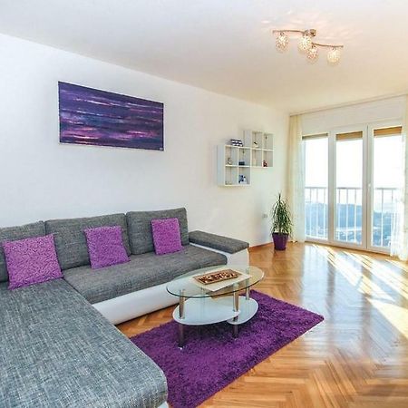 Apartment Skyscraper Maro Риека Экстерьер фото